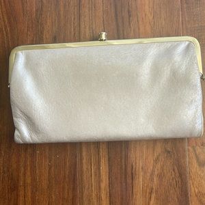 Hobo Lauren soft clutch wallet